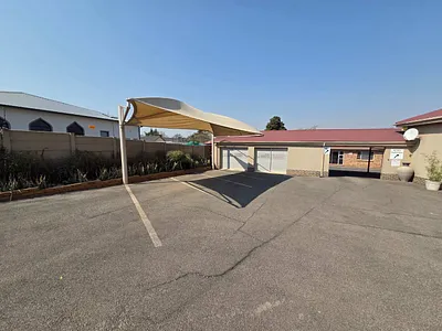 Commercial Property To Rent in Benoni - FUWu.webp