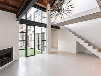3 Bedroom House For Sale in Cape Town - 6gBW.webp