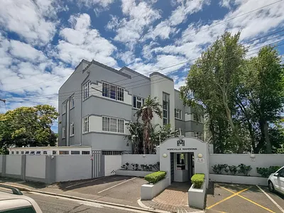 2 Bedroom Apartment For Sale in Cape Town - PbcH.webp