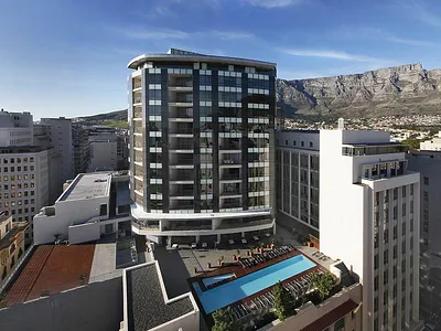 Apartment For Sale in Cape Town - 8eMt.webp