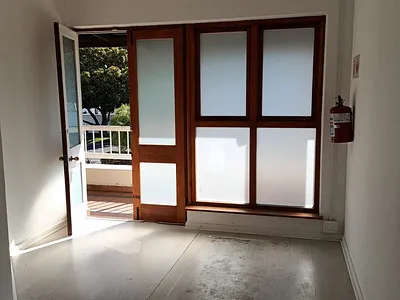 Commercial Property To Rent in Hout Bay - l2F8.webp