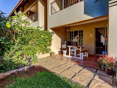 2 Bedroom Townhouse For Sale in Benoni - 5Hjq.webp
