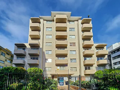 1 Bedroom Apartment To Rent in Cape Town - img