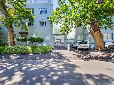 1 Bedroom Apartment For Sale in Cape Town - aRrr.webp
