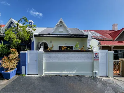 1 Bedroom House For Sale in Cape Town - img