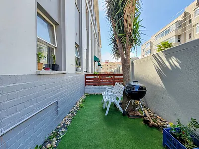 2 Bedroom Apartment For Sale in Cape Town - ZBnd.webp