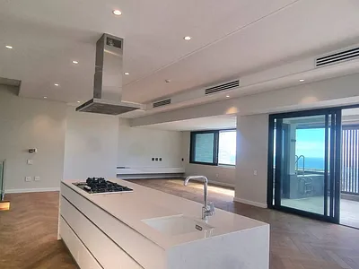 4 Bedroom House For Sale in Cape Town - a8Vf.webp