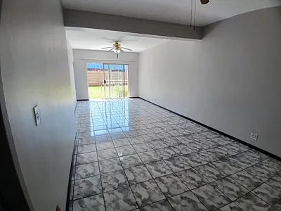 2 Bedroom Apartment For Sale in Boksburg - img