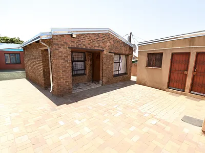 3 Bedroom House For Sale in Kaalfontein, Midrand - dccN.webp