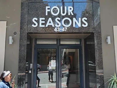 Apartment For Sale in Cape Town - dmRK.webp