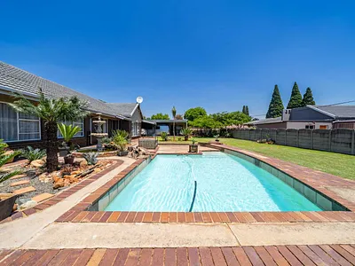 3 Bedroom House For Sale in Boksburg - KmTw.webp