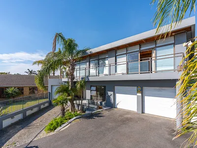 6 Bedroom House For Sale in Parow - SzZE.webp