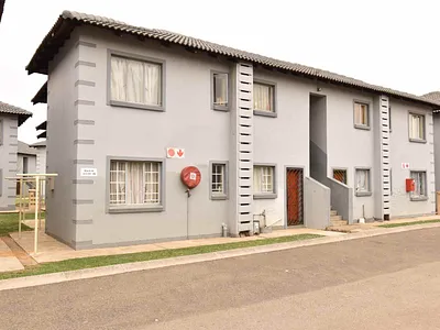 2 Bedroom Townhouse For Sale in Benoni - bzgT.webp