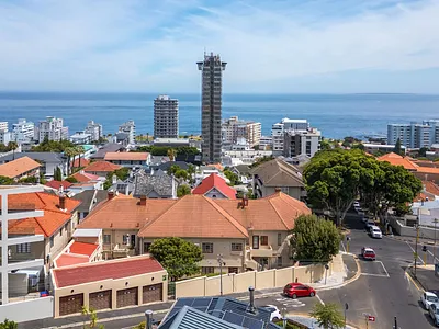 2 Bedroom Apartment For Sale in Cape Town - JuHr.webp