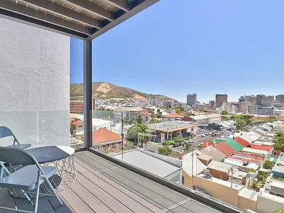 2 Bedroom Apartment For Sale in Cape Town - 6E0k.webp