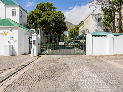 3 Bedroom Apartment For Sale in Hout Bay - bkYP.webp