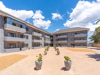 3 Bedroom Apartment For Sale in Milnerton - icrJ.webp
