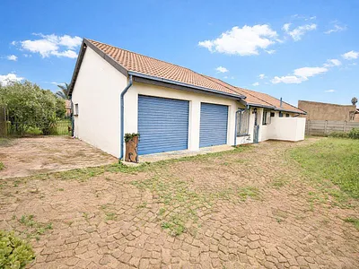 3 Bedroom House For Sale in Boksburg - SzVH.webp