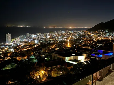 3 Bedroom House To Rent in Cape Town - CzHr.webp