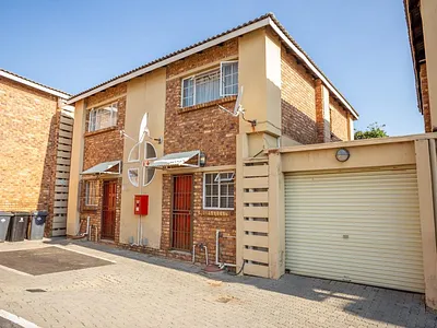 2 Bedroom Townhouse For Sale in Boksburg - CP72.webp
