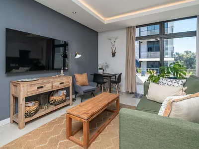 1 Bedroom Apartment To Rent in Cape Town - crFH.webp