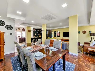 3 Bedroom Apartment To Rent in Cape Town - s3TO.webp