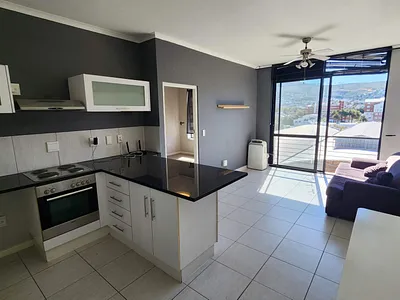 1 Bedroom Apartment To Rent in Cape Town - 78bN.webp