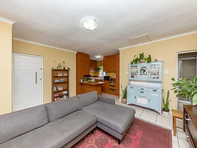 2 Bedroom Apartment For Sale in Cape Town - 3X6I.webp