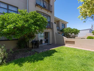 3 Bedroom Apartment For Sale in Blouberg - r1Ss.webp