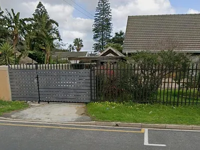 3 Bedroom House For Sale in Milnerton - 0S4j.webp