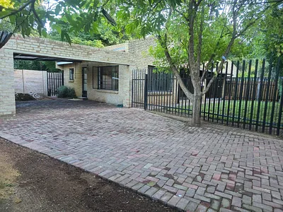 3 Bedroom Apartment To Rent in Benoni - img