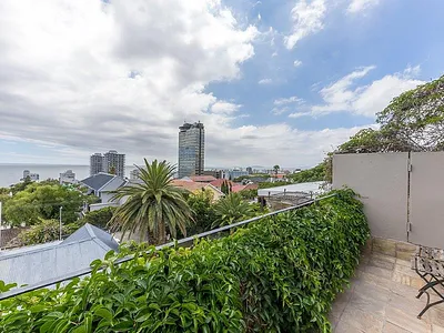 3 Bedroom House For Sale in Cape Town - img