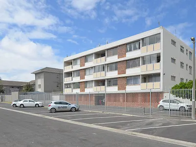 3 Bedroom Apartment To Rent in Milnerton - img