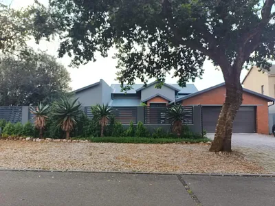 4 Bedroom House For Sale in Boksburg - GQv8.webp