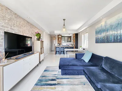 2 Bedroom Apartment To Rent in Cape Town - q0vV.webp