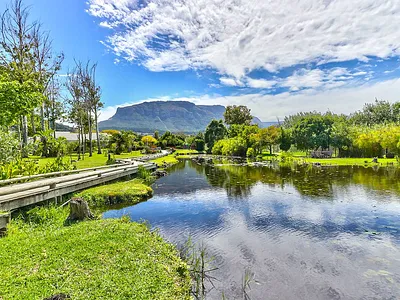 3 Bedroom Townhouse To Rent in Hout Bay - TCoW.webp