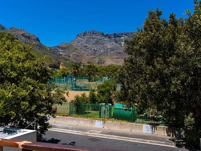 0.5 Bedroom Apartment To Rent in Cape Town - gSdm.webp