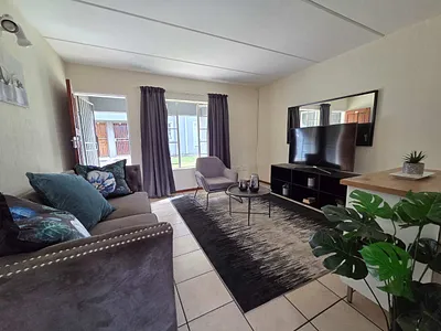 2 Bedroom Apartment For Sale in Boksburg - QEz6.webp