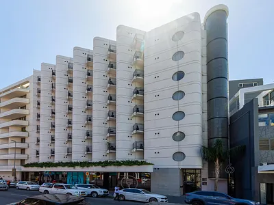 Apartment For Sale in Cape Town - 8PJL.webp