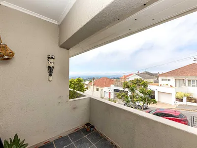 1 Bedroom Apartment For Sale in Cape Town - Fpnn.webp
