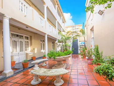 2 Bedroom Apartment For Sale in Cape Town - h4ve.webp