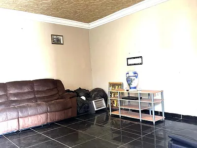 3 Bedroom House For Sale in Esikhawini - img