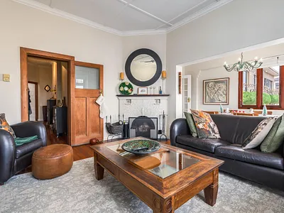 2 Bedroom Apartment For Sale in Cape Town - oCiO.webp