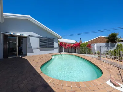 6 Bedroom House For Sale in Goodwood - QYCw.webp