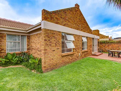 3 Bedroom House For Sale in Benoni - img