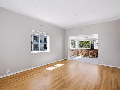 2 Bedroom Apartment To Rent in Cape Town - mZdl.webp