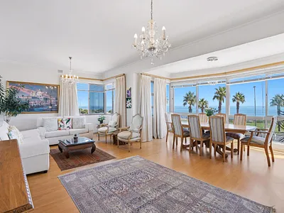 3 Bedroom Apartment For Sale in Cape Town - fZg9.webp