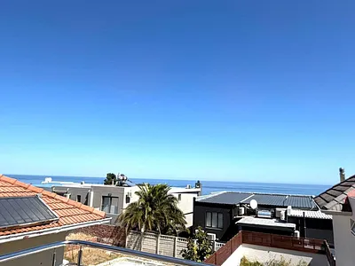 3 Bedroom Townhouse To Rent in Cape Town - BQy8.webp