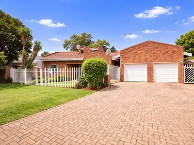 3 Bedroom House For Sale in Benoni - Mums.webp