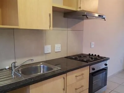 2 Bedroom Townhouse For Sale in Benoni - 6J8J.webp